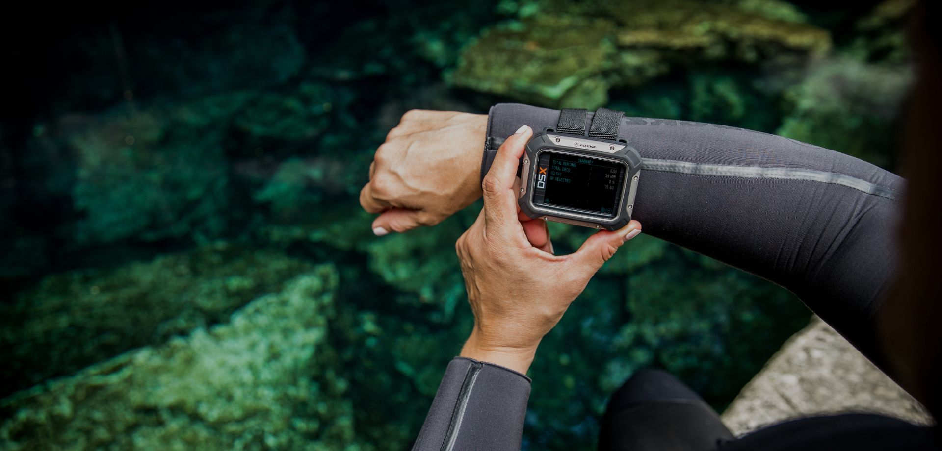 Apeks: Scuba Diving Gear Technically Inspired